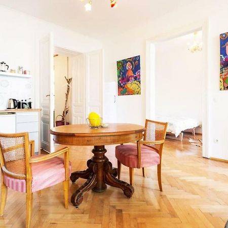 Das Schonbrunn Apartment! Wiedeń Zewnętrze zdjęcie